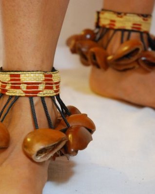 Sonajero de pie Epkiri