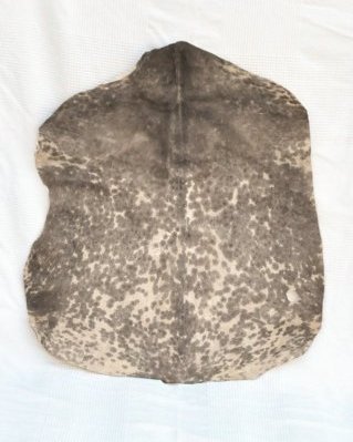Piel de cabra yembé Sahel blanca manchada muy gruesa